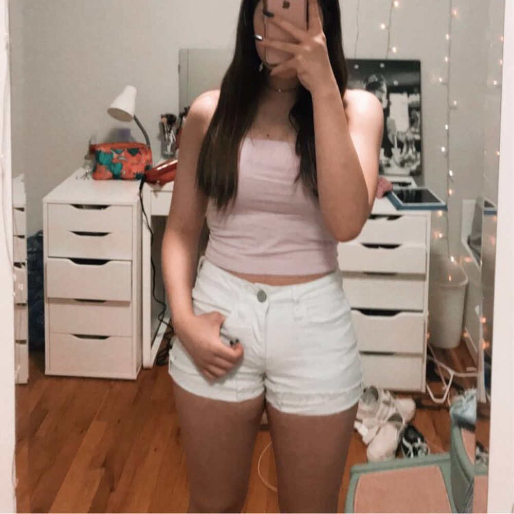 so shortie white shorts